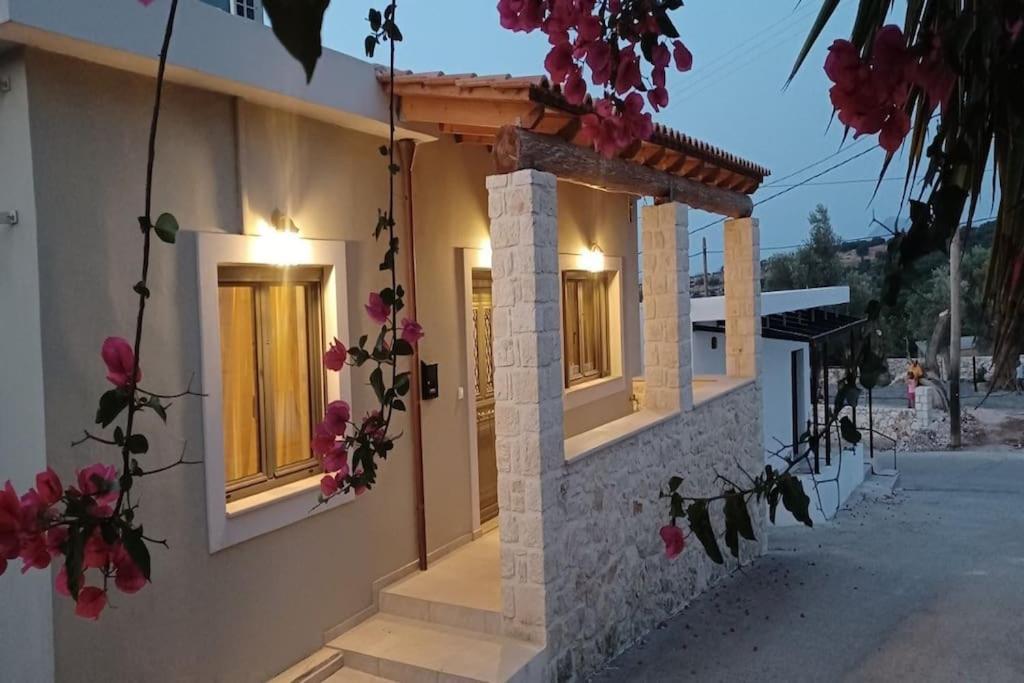 Casa Di Kapaka - New Villa In The Countryside Roupai Экстерьер фото